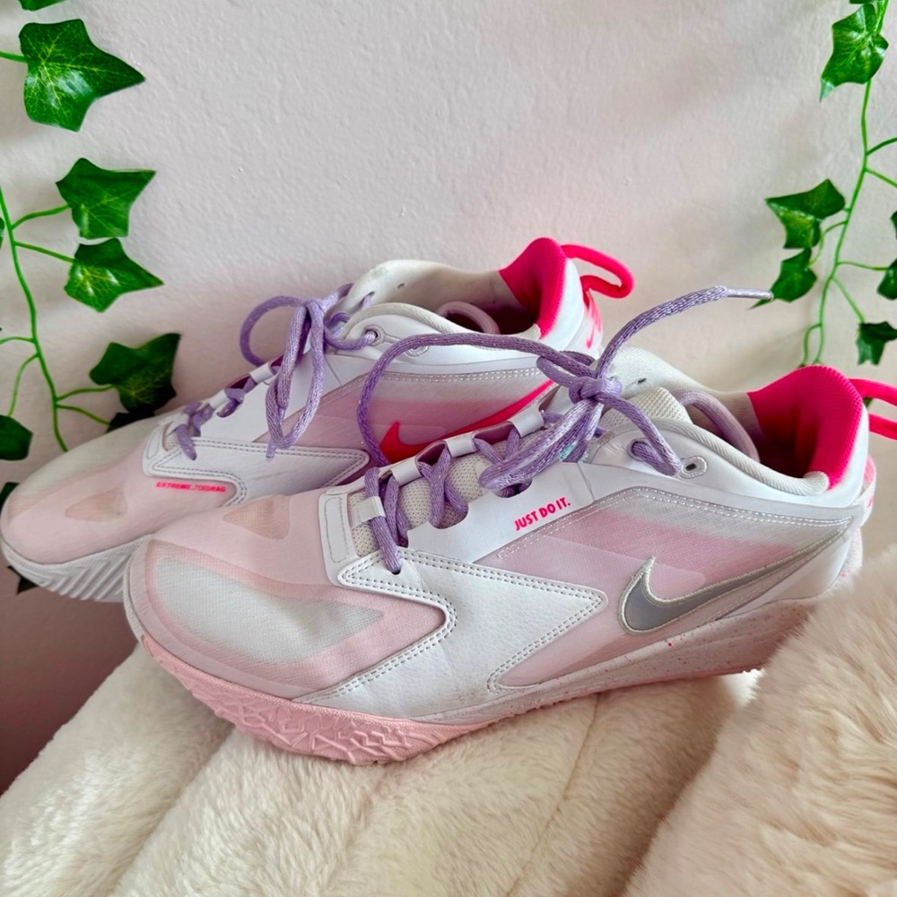 Nike White and Pink volleyball shoes